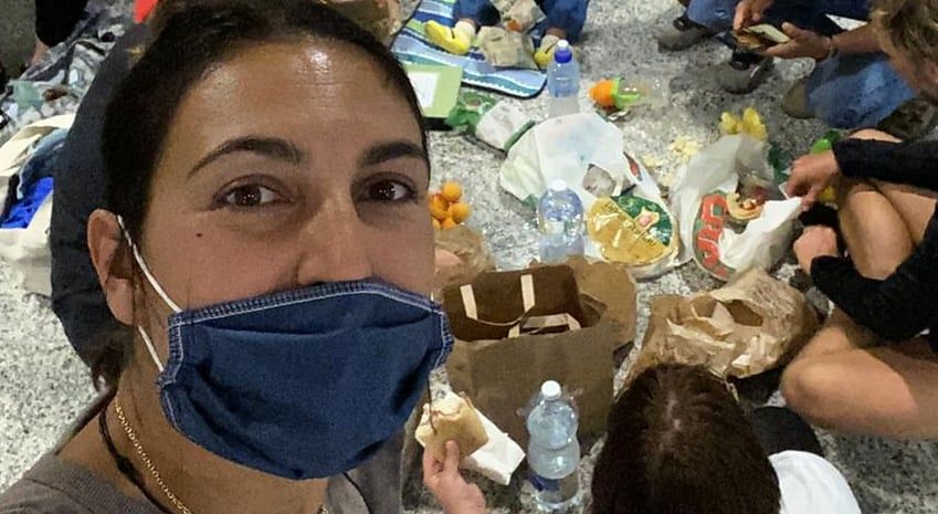 “Io, sarda respinta a Elmas con i miei amici americani: trattati come delinquenti, chiedo i danni”
