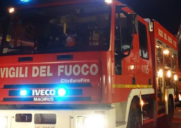 Paura a Elmas, ordigno esplode davanti a un’abitazione in via Asquer