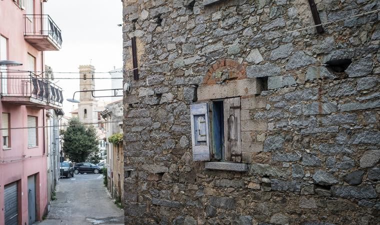 Il virus ritorna anche a Pattada: “Contagiato un giovane imprenditore”
