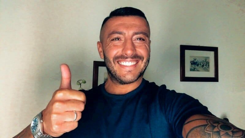 Vacanza in Costa Smeralda, il ritorno a casa e il Covid: “Guarito dopo 38 giorni da incubo”