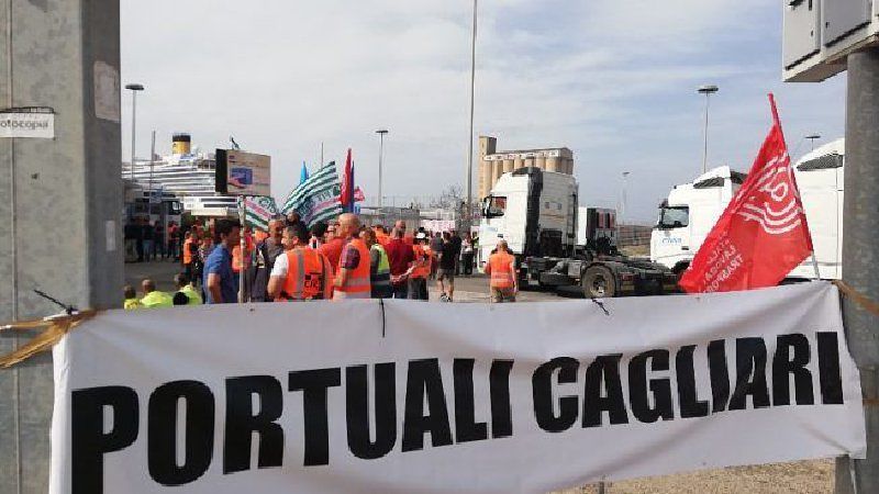 Cagliari, l’sos: “Duecento lavoratori del Porto Canale a casa e senza cassa integrazione per sei mesi”