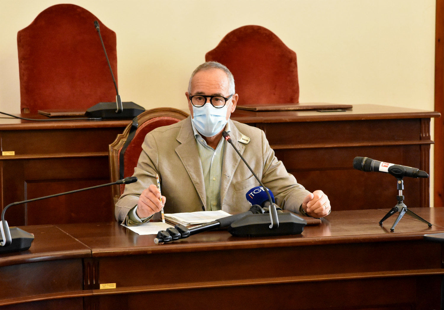 Sassari, raffica di multe contro i “negazionisti” del Covid che non indossano la mascherina