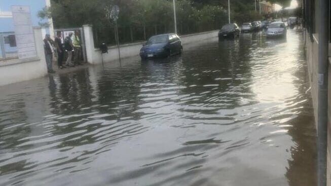 Allerta meteo, Milia si prepara a chiudere parchi e scuole a Quartu