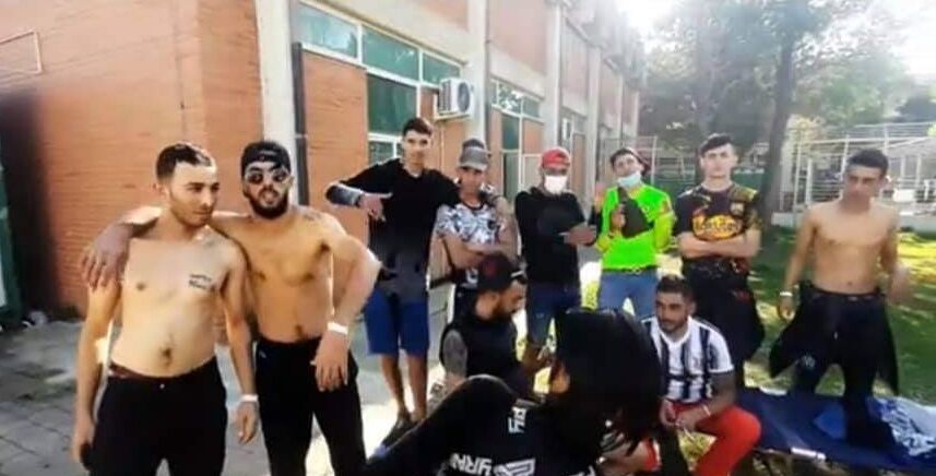 Monastir, videoclip dei migranti col rapper nel centro di accoglienza: la Lega furiosa