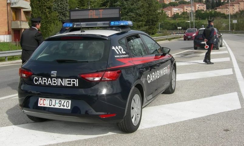 Cagliari, non si rassegna ad essere lasciato e perseguita l’ex ragazza: “Rasentato il sequestro di persona”