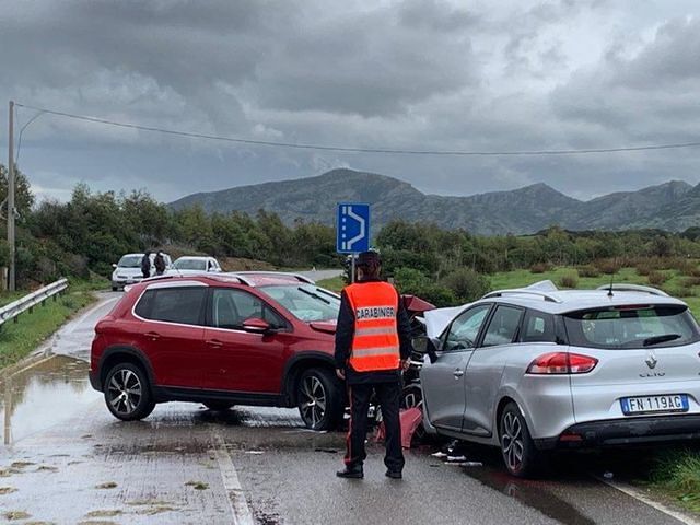 Arbus, incidente choc: ferite due coppie di Pabillonis e di Guspini dopo lo schianto