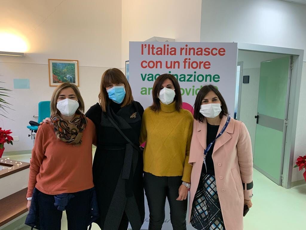 Il vaccino in Sardegna, come quando e per chi: ecco le modalità, il rischio di reazioni, tutta la verità