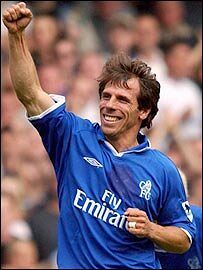 “Sardi e sicuri”, anche il campione Gianfranco Zola scende in campo per “fare squadra e sconfiggere il virus”