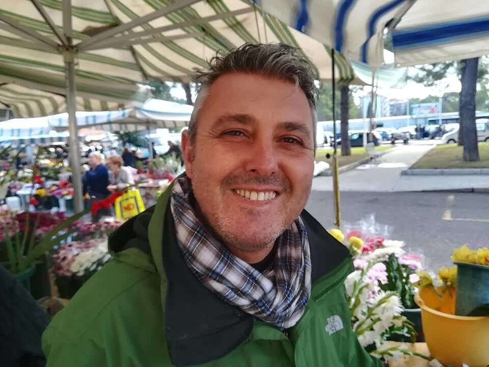 Emergenza Covid, fiorai del cimitero in crisi a Cagliari: “Vendite in calo del 30 %”