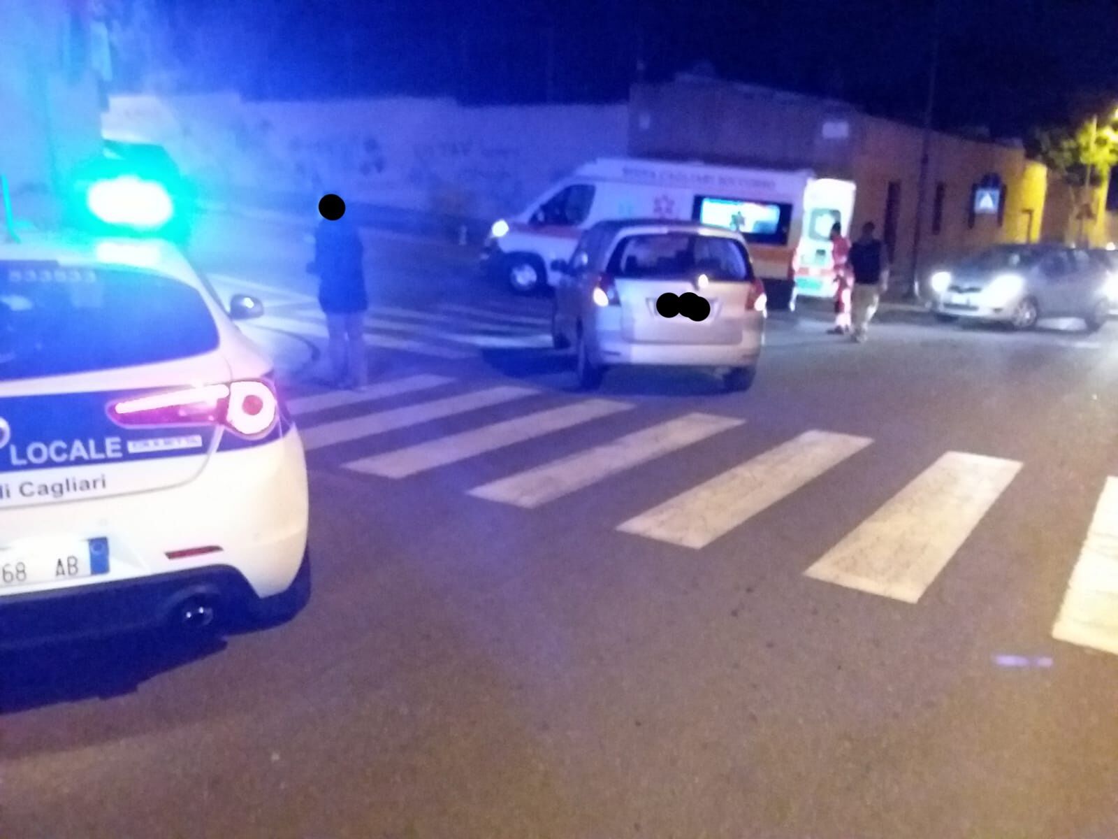 Incidente a Cagliari, anziana travolta sulle strisce pedonali a Villanova