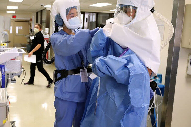 Cento positivi in 24 ore nella Sardegna che corre verso la zona bianca, si svuotano gli ospedali