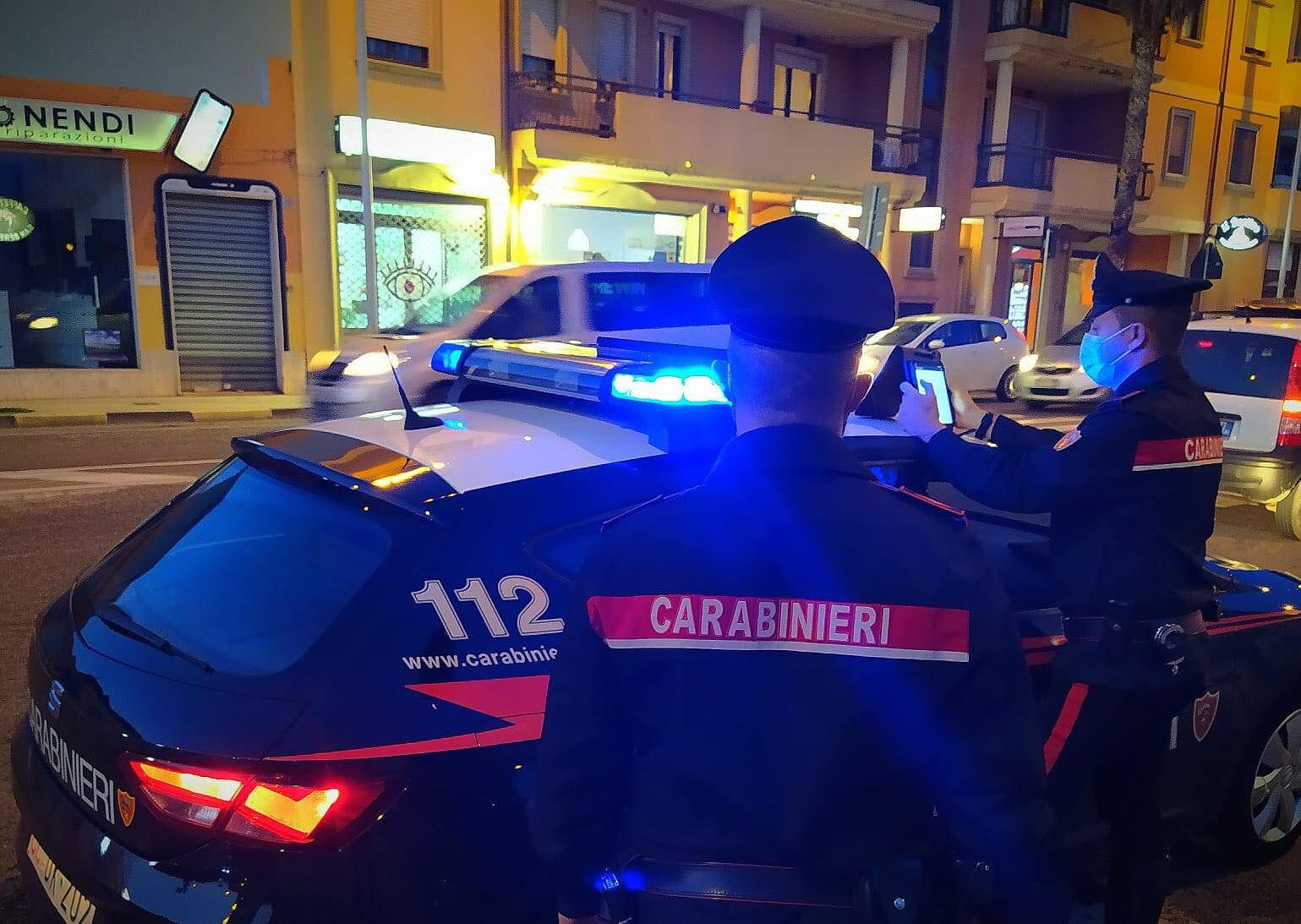 Cagliari, ruba tre paia di orecchini di bigiotteria da un negozio: nei guai 49enne incensurata