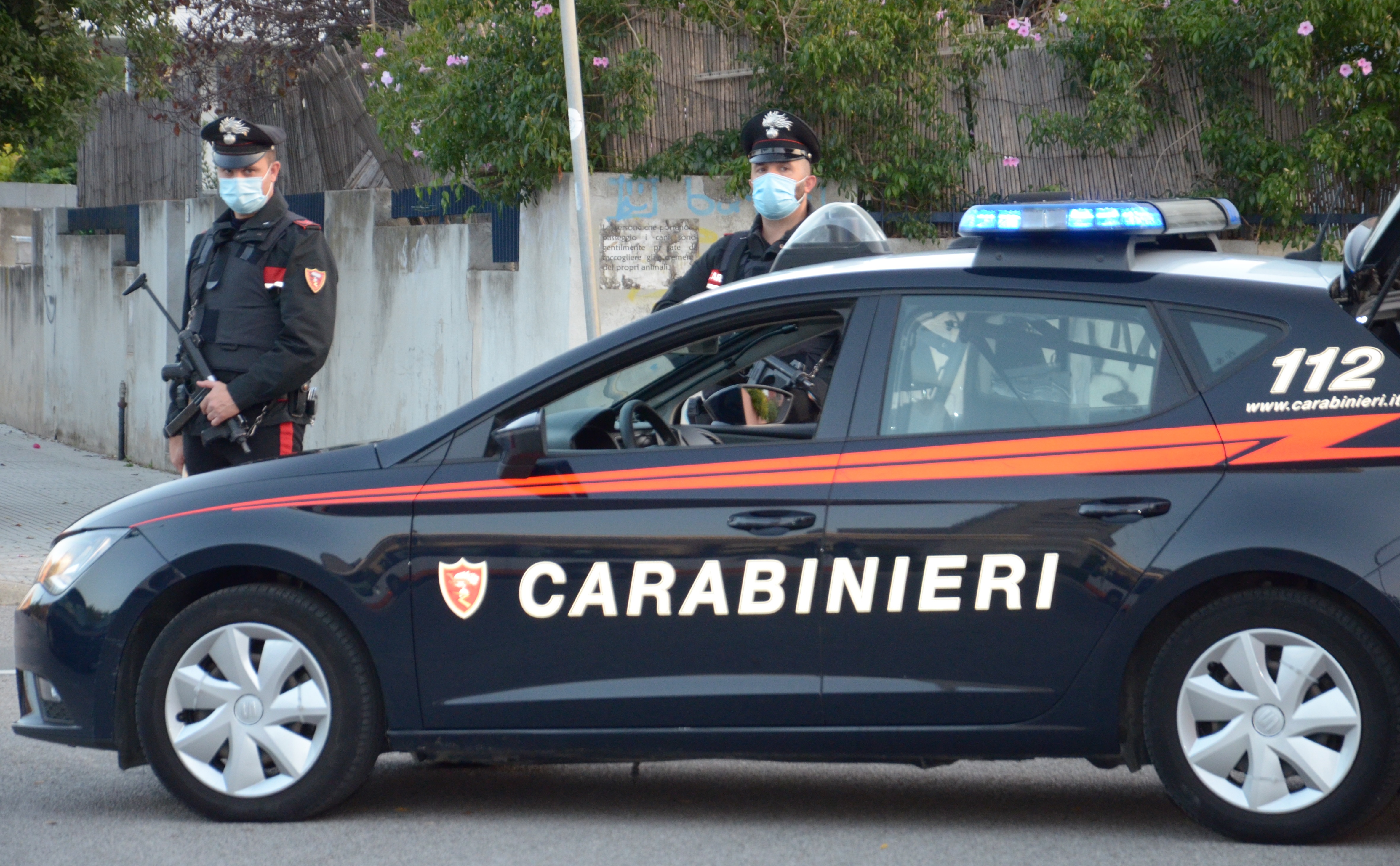 Spaccia droga e il paese mormora: 19enne denunciato a Santadi