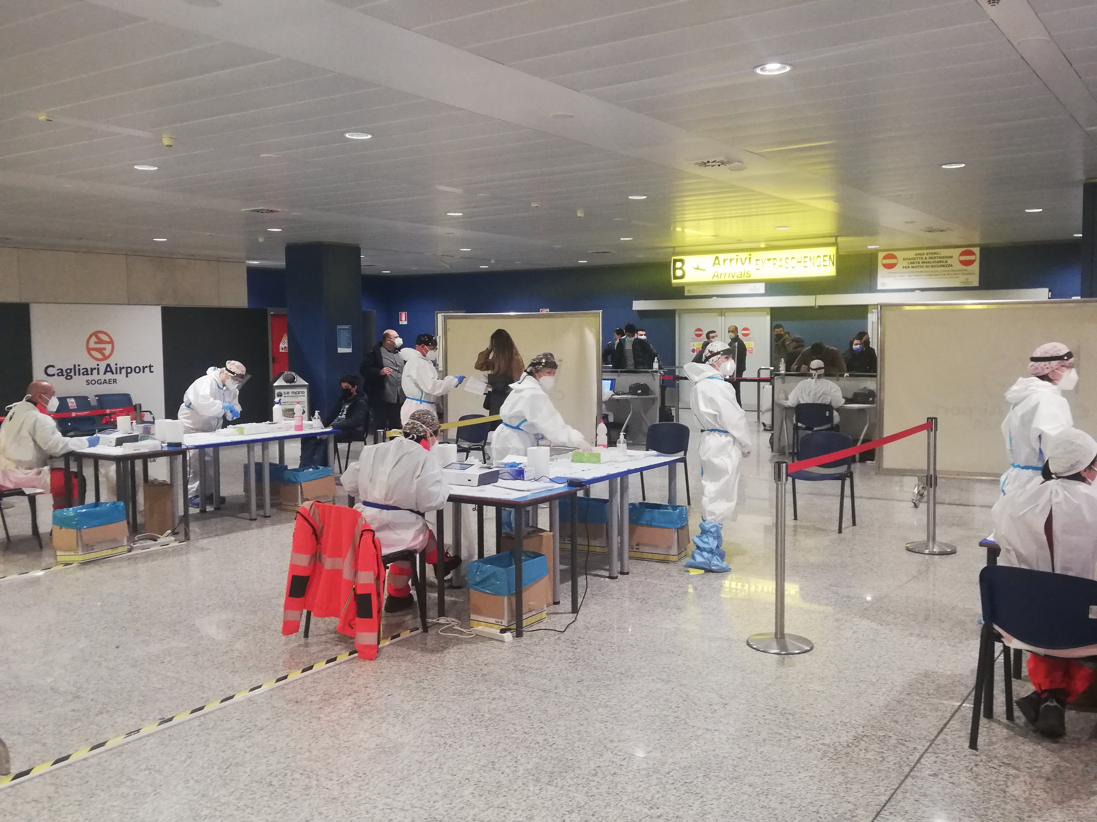 Solinas blinda la Sardegna anche a Pasqua e Pasquetta, registrazione prima dell’imbarco e quarantena per chi rifiuta il tampone