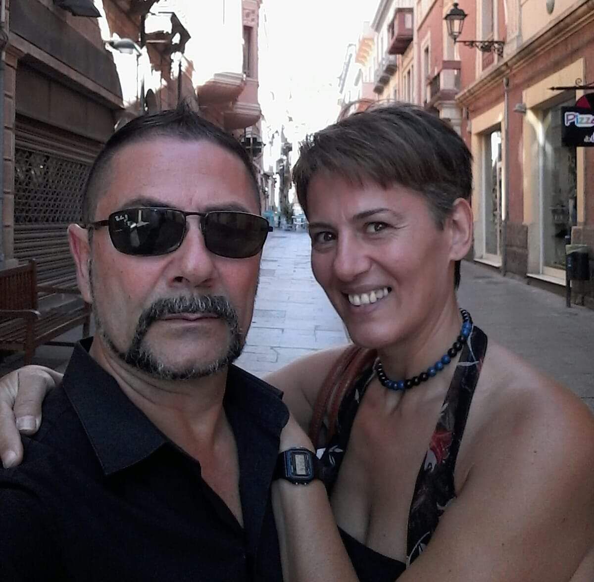 Gabriella scomparsa da Decimoputzu e ritrovata in Svizzera, l’sos del marito: “Ci servono 10mila euro per riportarla qui”