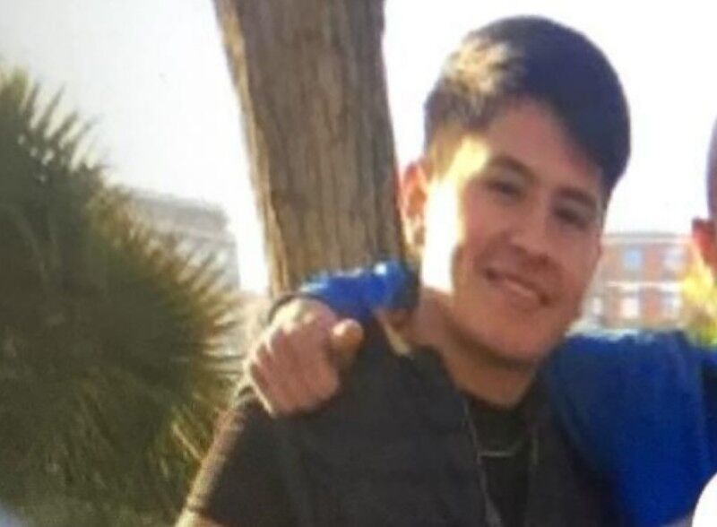 Cagliari, trovato il ragazzo scomparso 3 giorni fa in piazza Yenne: è ricoverato al Brotzu