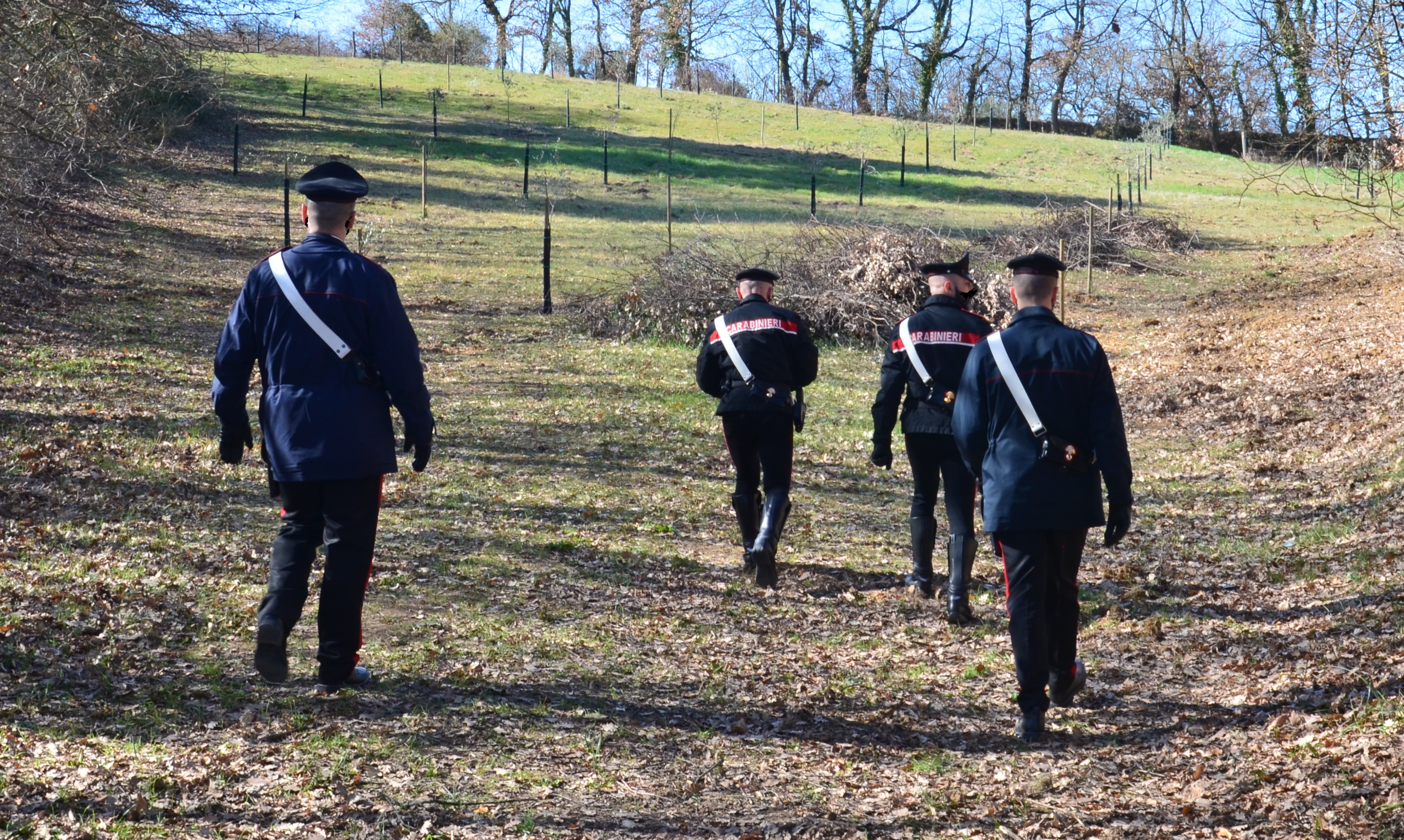 Obbliga due 60enni a lavorare in condizioni intollerabili: sanzionato un imprenditore di San Sperate