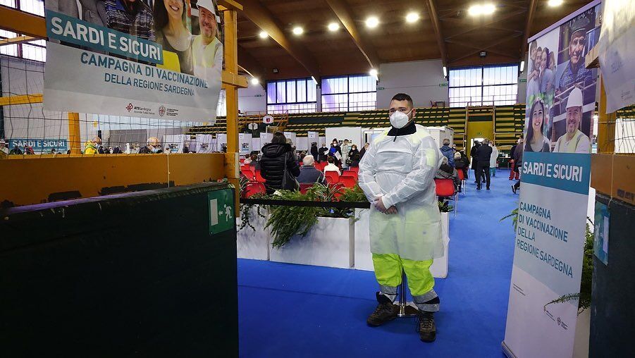 La Sardegna resta zona rossa e il virus continua a mordere: 267 nuovi casi e 6 morti