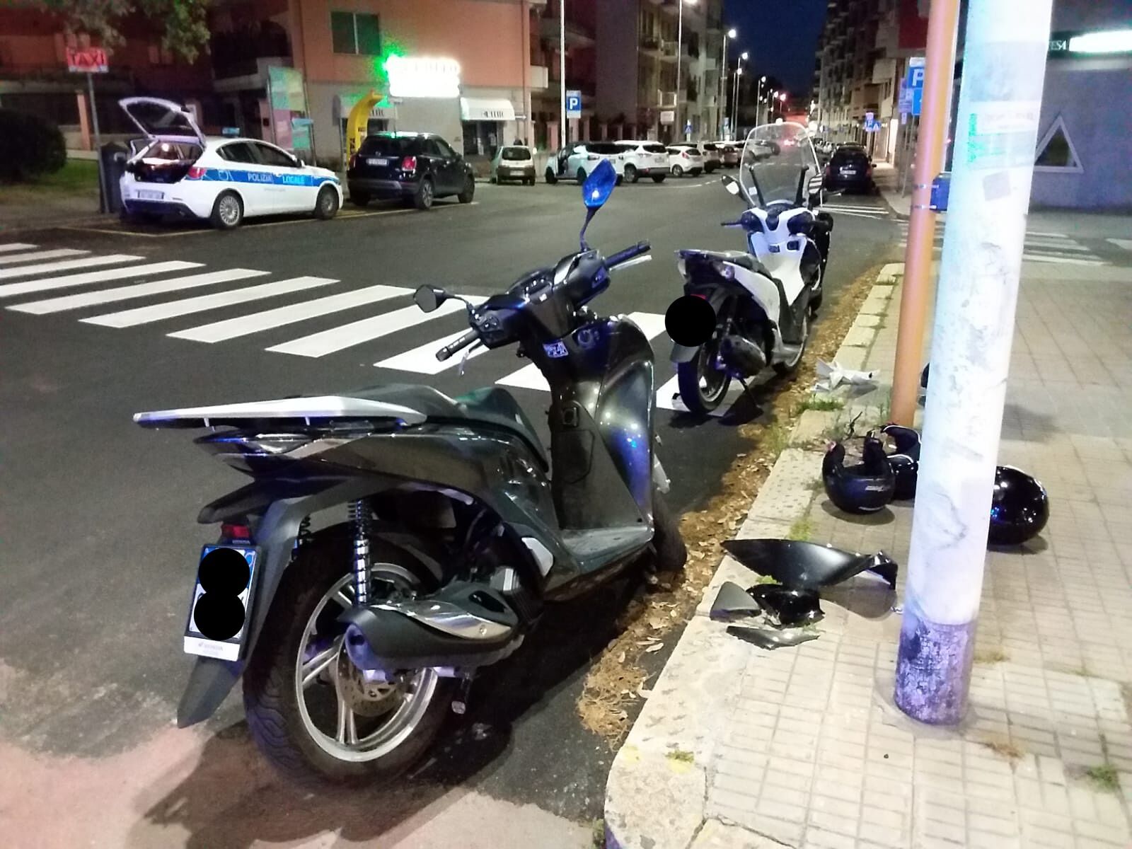 Cagliari, scontro tra due scooter in via Scano: ferito un giovane