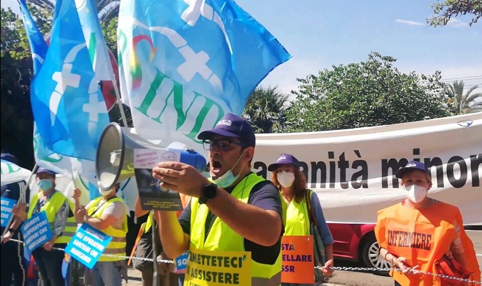Infermieri in rivolta in Sardegna: “Negli ospedali carenza di personale spaventosa”