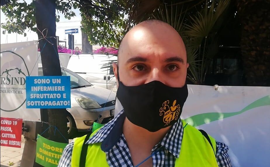 Andrea, infermiere al Ss. Trinità di Cagliari: “In trincea col bonus Covid mai arrivato, giocano sulla nostra pelle”