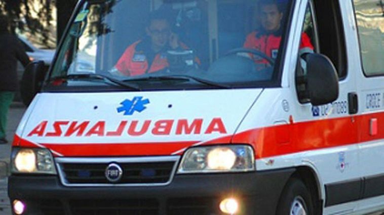 Drammatico incidente a Elmas, schianto auto-moto: muore un 46enne di Sestu