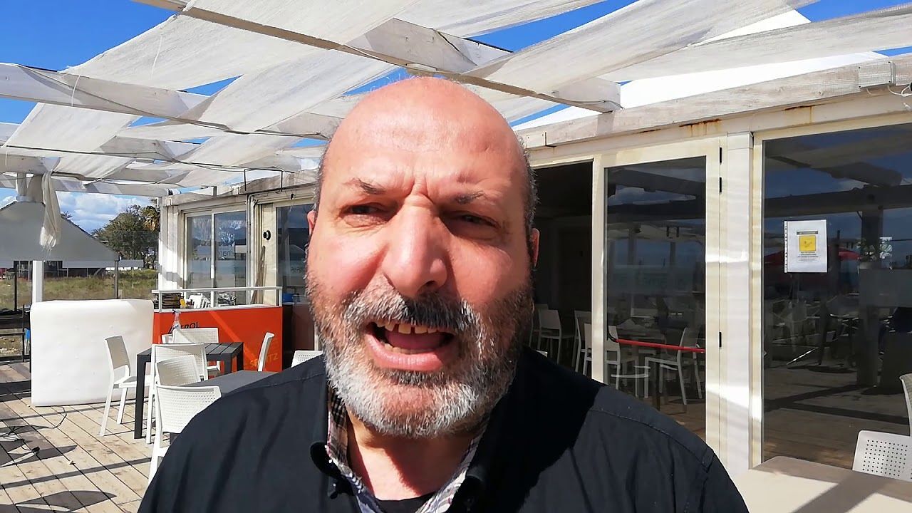 “Camerieri a 1600 euro al mese per lo stabilimento di Quartu? Introvabili, qualcuno vuole lavorare solo il weekend”