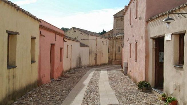 La Sardegna che sparisce, Deiana: “Emigrazione travolgente, in un anno 13mila persone in meno”