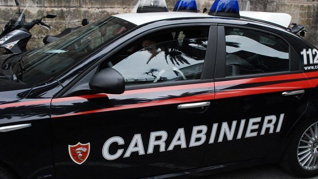 Spara a un’auto che lo supera, paura sulla 131: 63enne nuorese arrestato a Cagliari