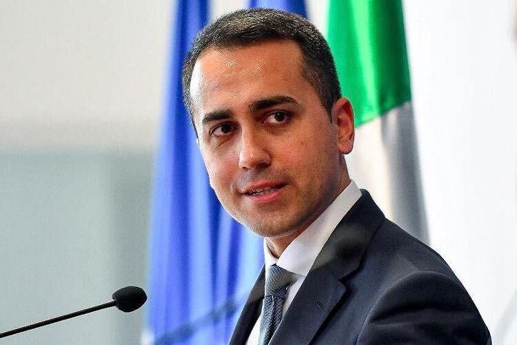 Domani giornata ad alto rischio di incendi, annullata la visita di Di Maio nell’oristanese