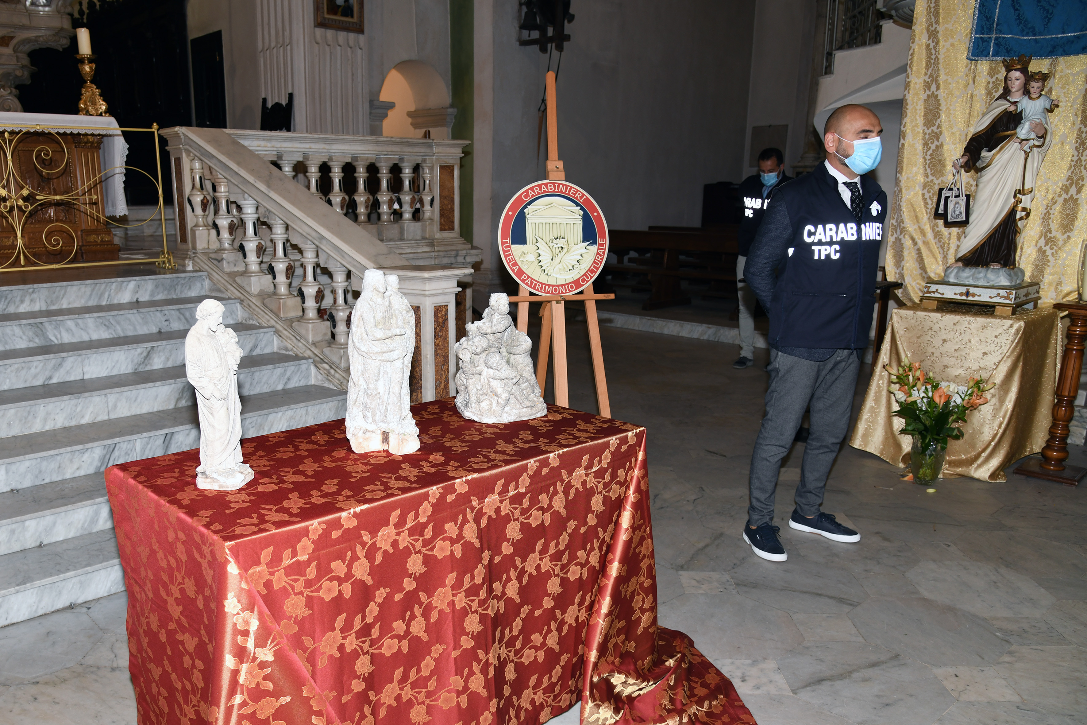 Tempio, 3 statue misteriosamente sparite dalla chiesa di N.S. del Rosario trovate dai carabinieri