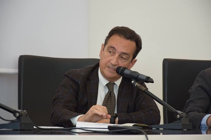 Green pass e vaccini, Demuro: lo Stato può imporli, la Costituzione tutela la salute di tutti