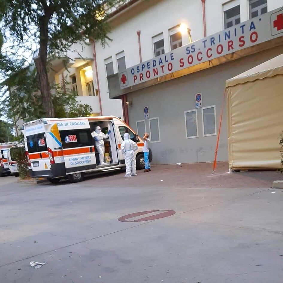 Boom di nuovi contagi in Sardegna, 380: migliaia di sardi in isolamento e due morti