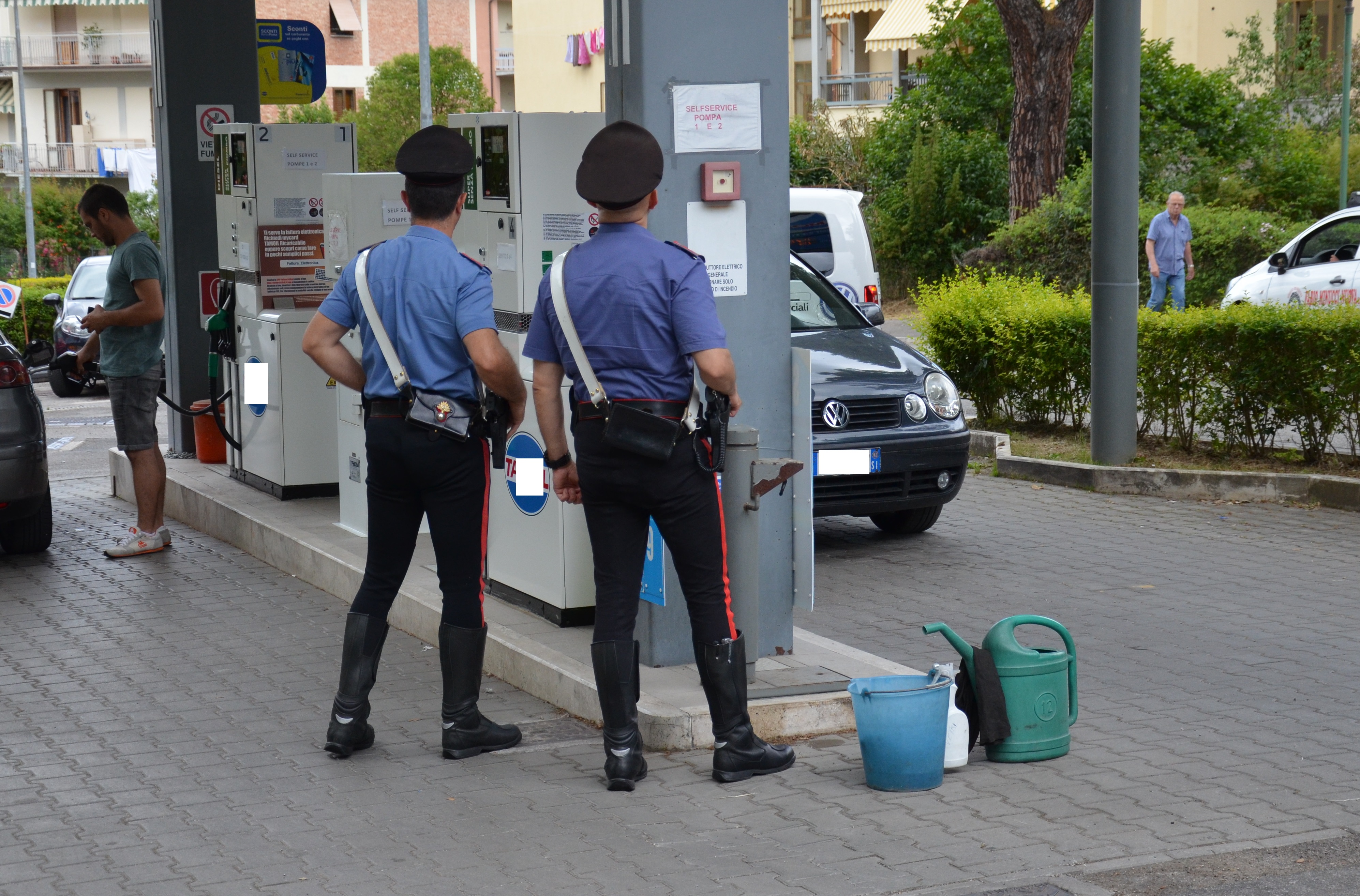 Villasor: “Non mi funziona il bancomat, ripasso dopo” e sparisce con il pieno di gasolio