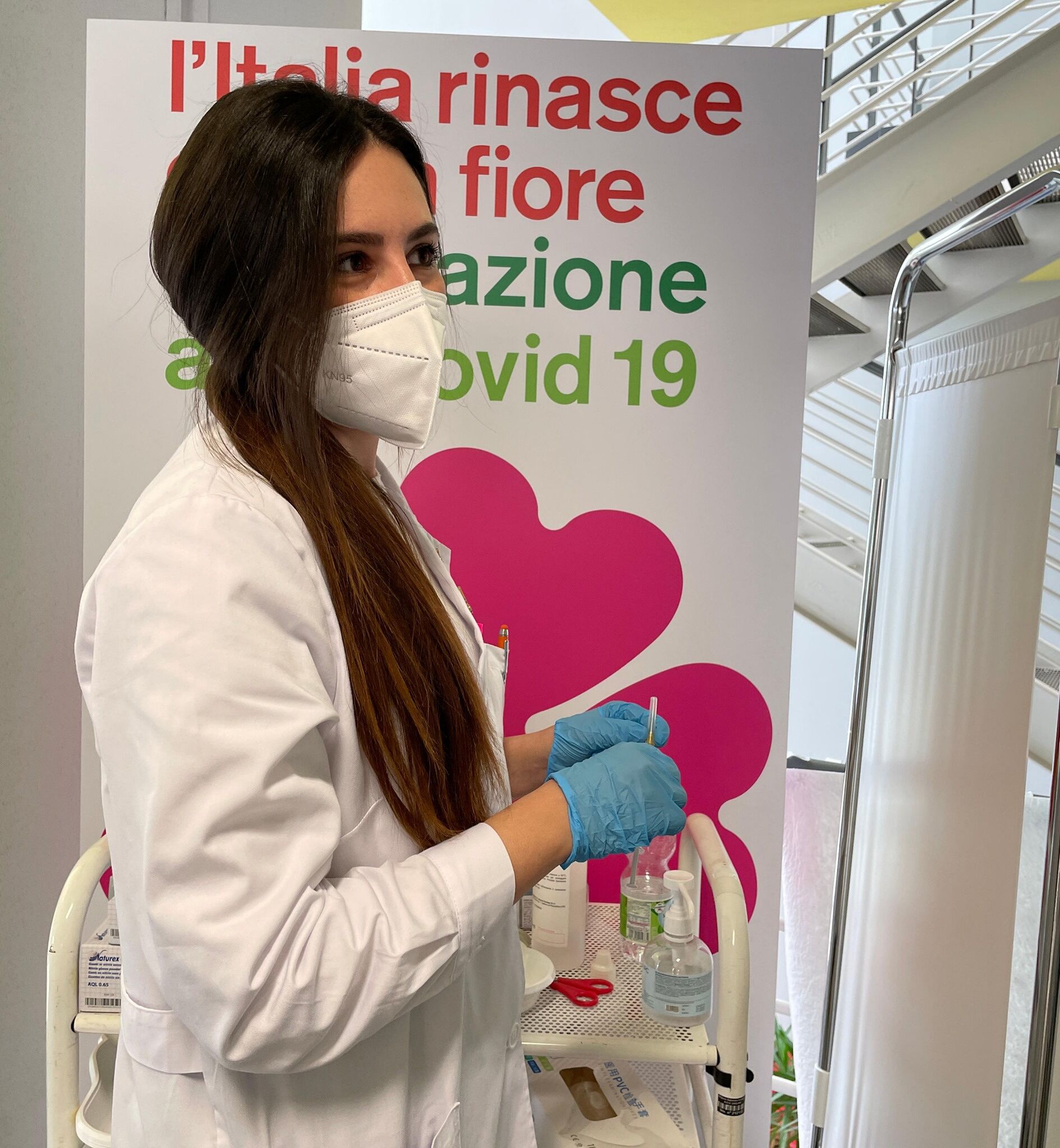 Sardegna, risalgono i contagi del virus con tre morti e un paziente grave in più: calano ancora i ricoveri
