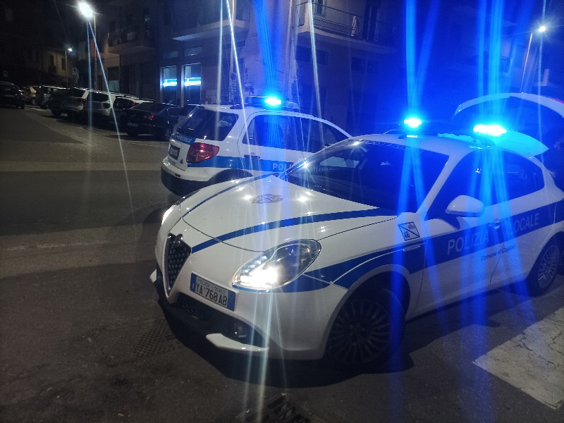Paura in piazza Michelangelo a Cagliari: bambino investito da un’auto e trasportato all’ospedale