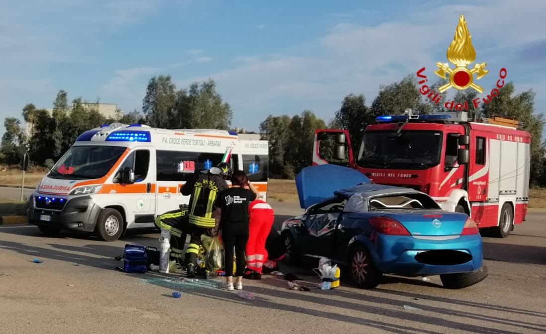 Pauroso incidente a Tortolì, 37enne si ribalta con l’auto: è in gravi condizioni