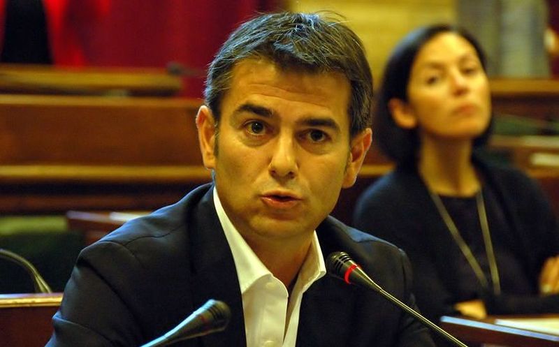 Paura a Oristano, l’ex sindaco di Cagliari Massimo Zedda ferito in un incidente stradale