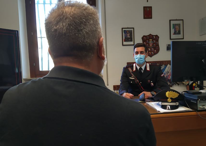 Compra una piscina online ma non arriva, coltivatore truffato a Mandas: 3 denunciati