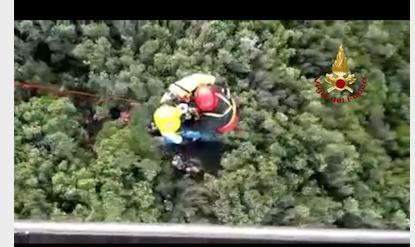 Villamassargia, escursionista precipita in un dirupo: soccorso dai vigili del fuoco