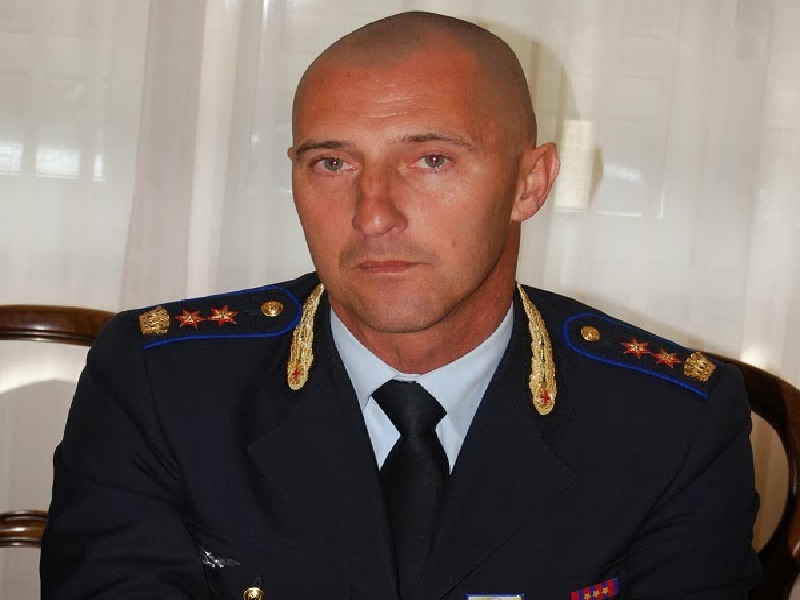 “Bastione transennato e 30 agenti nel centro storico di Cagliari, speriamo di non trovare ragazzini ubriachi”