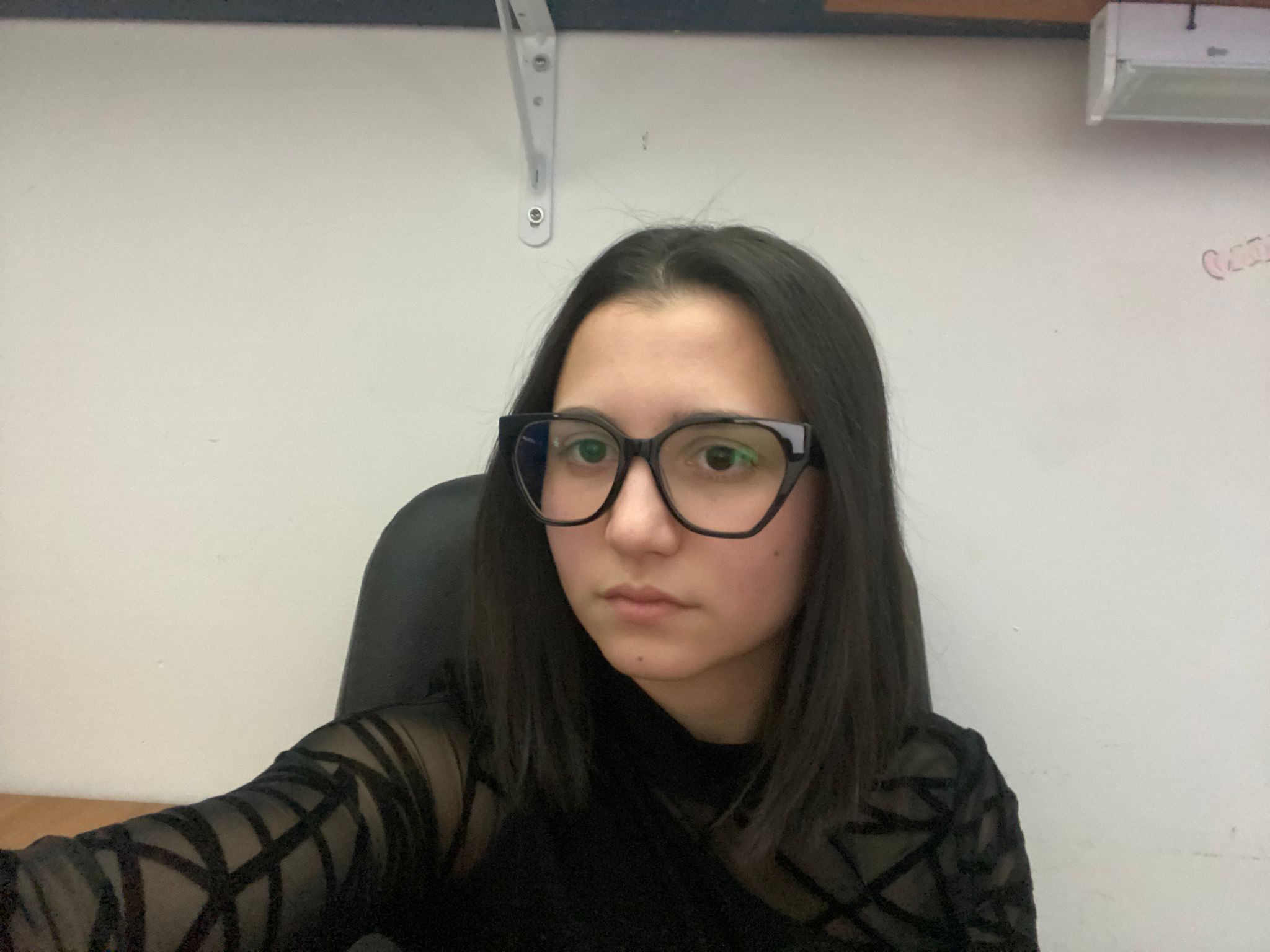 “Basta violenza contro le donne”, a Cagliari sit-in di solidarietà per Natalia aggredita in via Cornalias