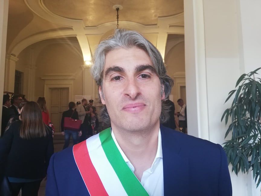 Monserrato, tamponi e green pass gratis per 5 mesi: “Aiutiamo i lavoratori senza vaccino costretti a spendere 200 euro al mese”