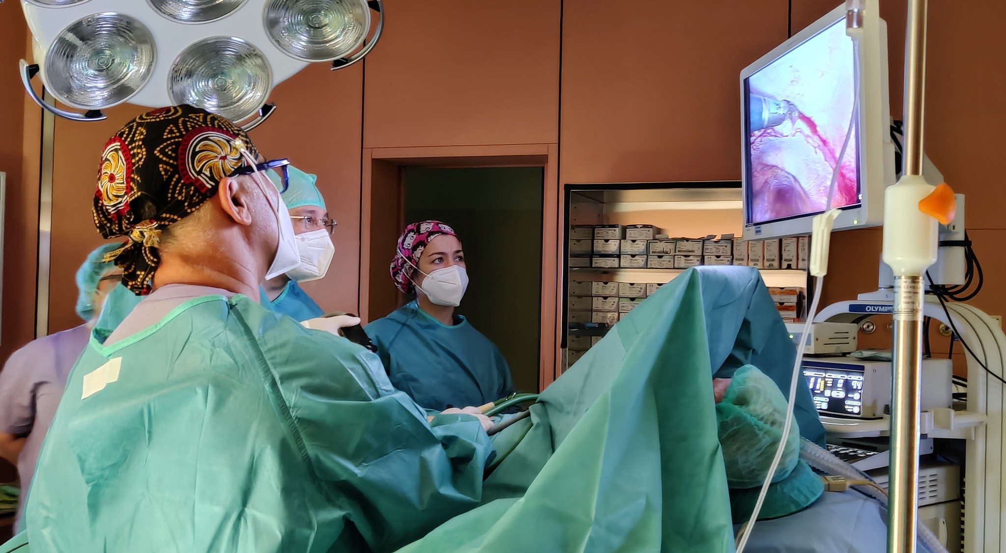 Virus in Sardegna, una domenica a due facce: calano i contagi, salgono i ricoveri e ci sono altri quattro morti