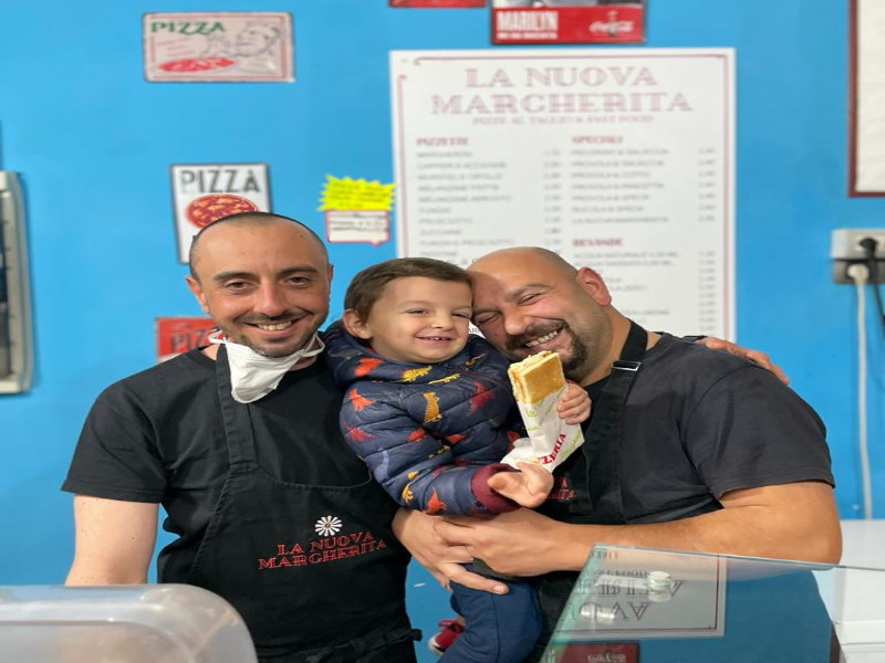 La Pizzeria La Nuova Margherita in via Paoli 16/A: quel sogno partito da piazza Michelangelo