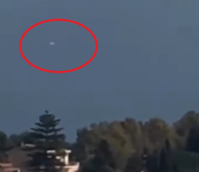 Ufo in Sardegna, doppietta di avvistamenti: “Uno a forma di sigaro nel cielo del Poetto, l’altro a Senorbì”