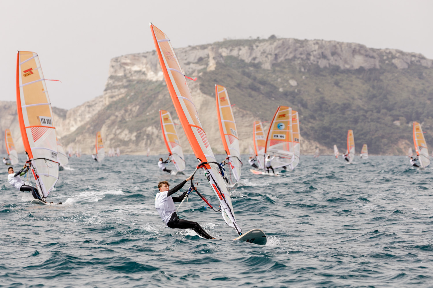 Cagliari, 4 titoli per l’Italia al Campionato Europeo di windsurf Techno 293