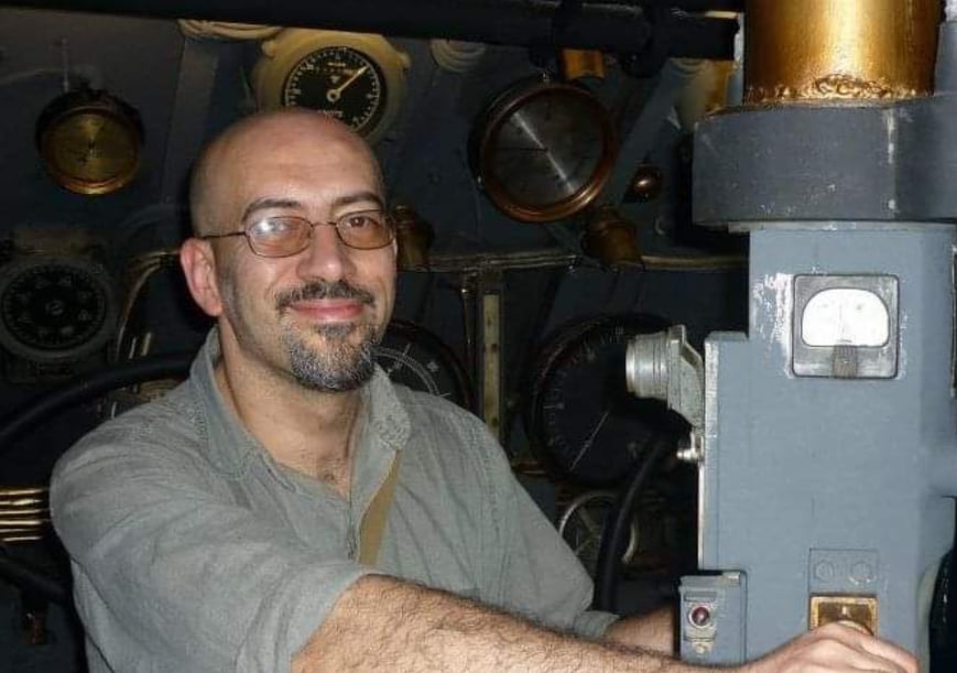 In lotta contro un tumore a Cagliari, muore positivo al Covid: addio all’artista Ernesto Concas