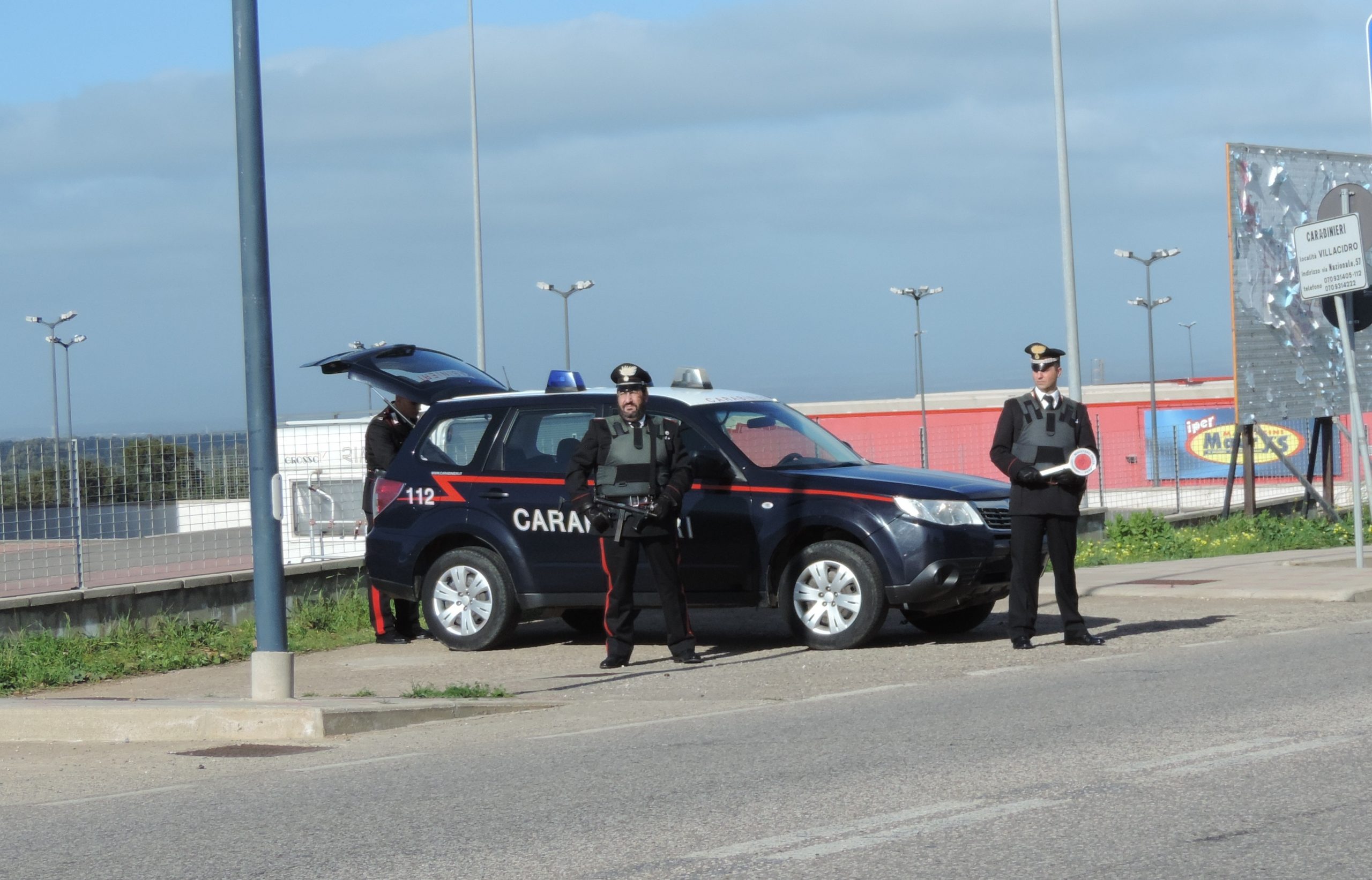 Villacidro, piante di marijuana in casa: nei guai un pusher minorenne