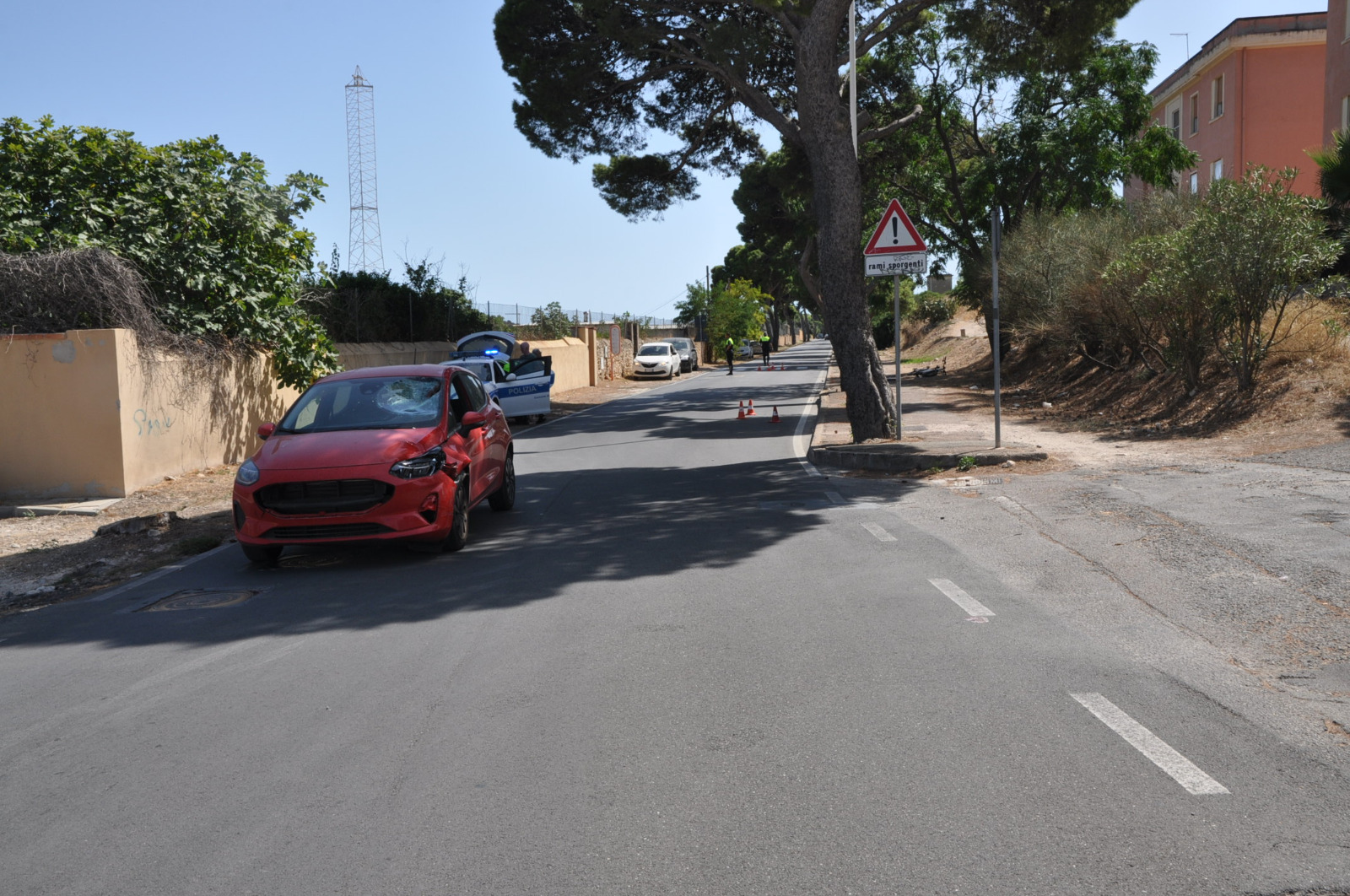 Cagliari, gravissimo incidente in viale Calamosca: ciclista in codice rosso al Brotzu